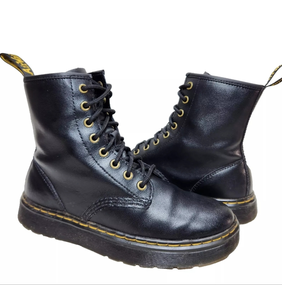 DR. MARTENS Zavala 1460 Boots Sz 7 Black Leather Sneaker Sole 8-eye